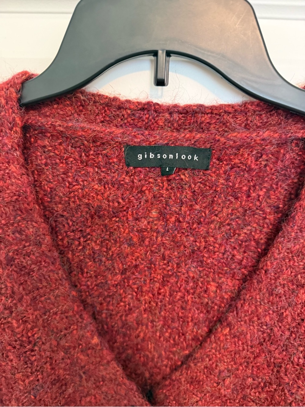 Gibson Rust Red Button-Front V-Neck Cardigan - Picture 2 of 5